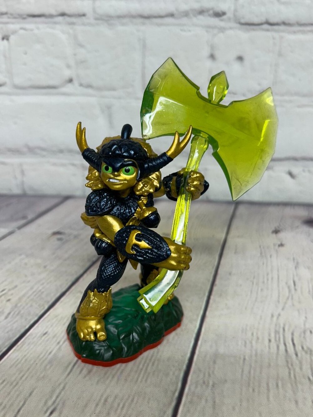 Skylanders Bushwhack - Trap Team Series 87164888 Figure Activision